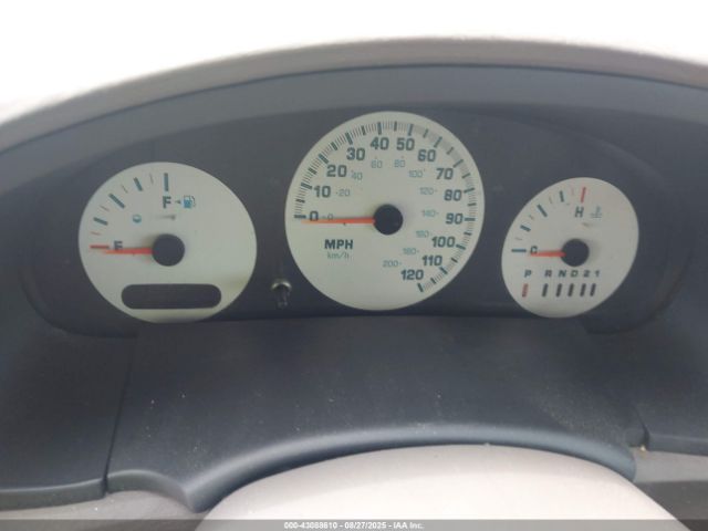 2001 CHRYSLER VOYAGER 1C4GJ25BX1B261241 Photo 6