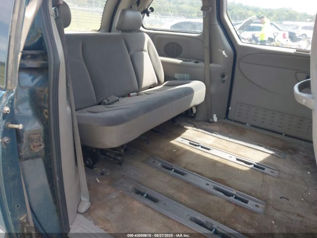 2001 CHRYSLER VOYAGER 1C4GJ25BX1B261241 Photo 7