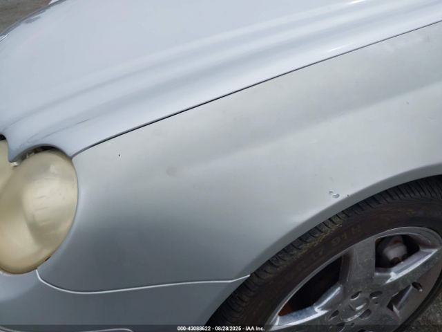 2007 MERCEDES-BENZ CLK 550 WDBTK72F77T080597 Photo 5