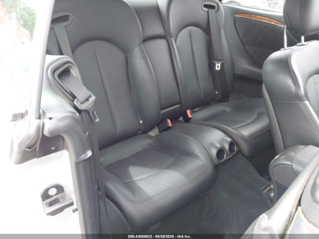 2007 MERCEDES-BENZ CLK 550 WDBTK72F77T080597 Photo 7