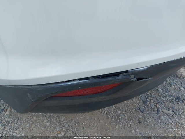 1G1ZD5ST9SF128360 Chevrolet lfv