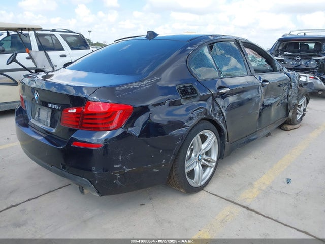 BMW 535i Xdrive 2015 WBA5B3C59FD543645 Image 4