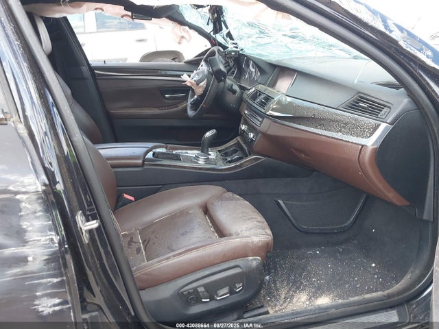 BMW 535i Xdrive 2015 WBA5B3C59FD543645 Image 5