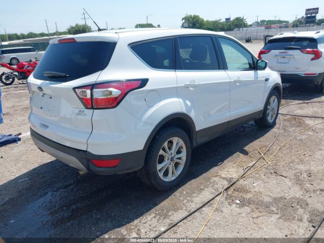 2017 FORD ESCAPE 1FMCU0GD0HUE77277 Photo 3