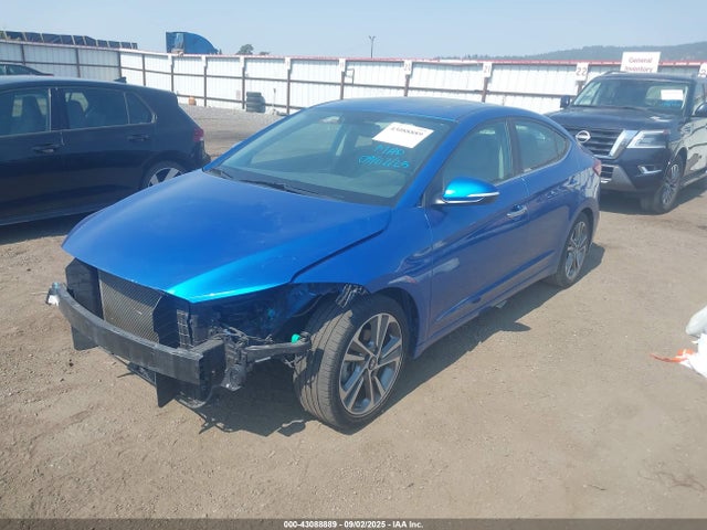 5NPD84LF3HH069572 Hyundai Elantra