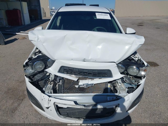 1G1JC6SH0F4175585 Chevrolet luw