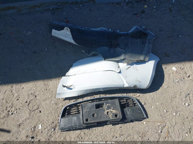 1G1JC6SH0F4175585 Chevrolet luw