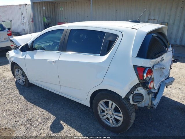 1G1JC6SH0F4175585 Chevrolet luw