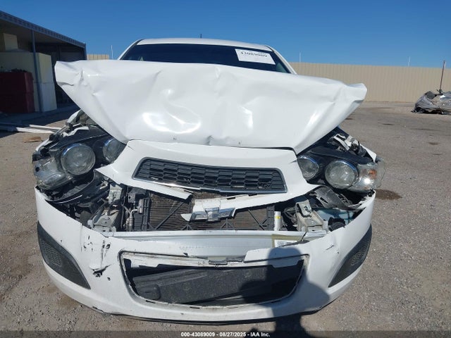 1G1JC6SH0F4175585 Chevrolet luw