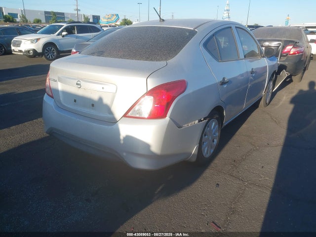 Nissan Versa 2016 3N1CN7AP1GL829615 Image 4