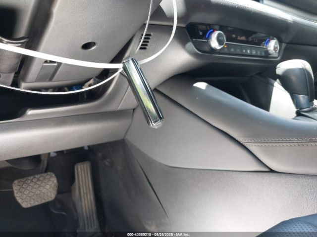 2021 MAZDA MAZDA6 JM1GL1VM7M1606810 Photo 10