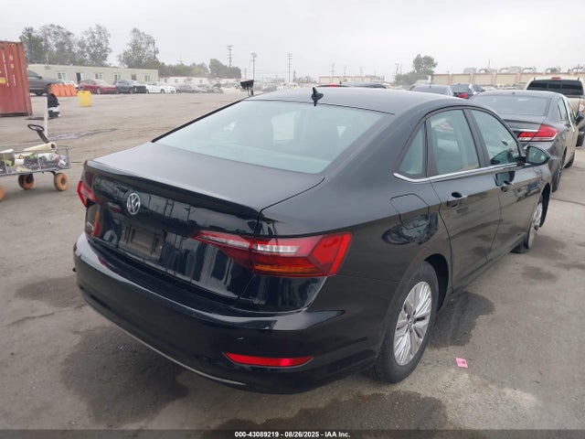 Volkswagen 1.4 tsi 2019 3VWC57BU4KM090127 Image 4