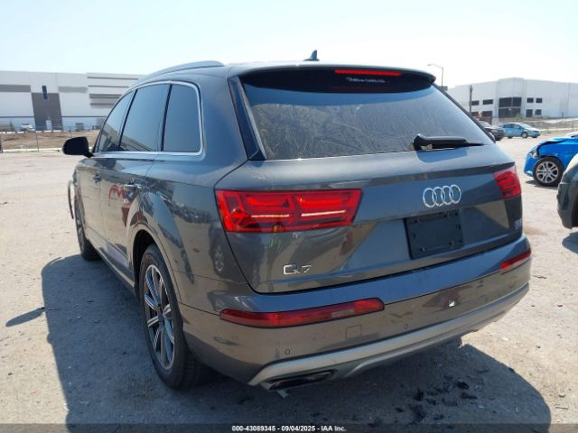 2018 AUDI Q7 WA1LAAF71JD045263 Photo 2