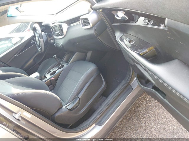 5XYPG4A57HG201914 KIA Sorento