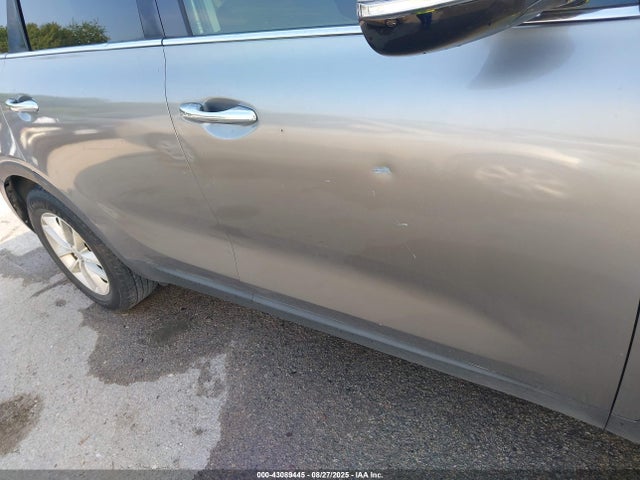 5XYPG4A57HG201914 KIA Sorento