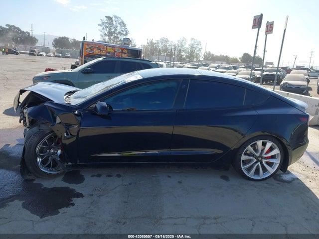 5YJ3E1EC7NF192856 Tesla 2022