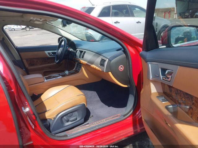 2013 JAGUAR XF SAJWA0E76D8S65754 Photo 4