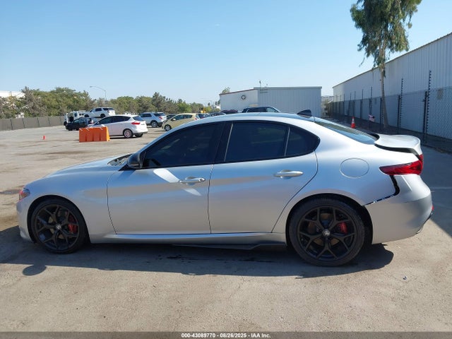 ZARFAMAN1L7625596 Alfa Romeo giulia (952)