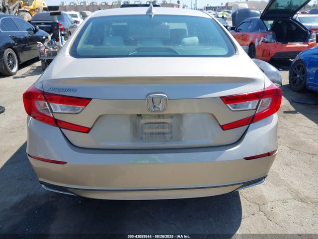 Honda l15be 2018 1HGCV1F13JA006702 Image 16