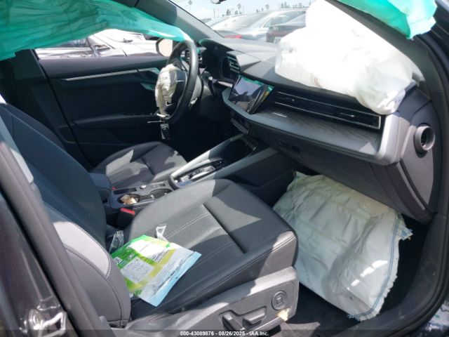 2025 AUDI A3 WAUGUDGY8SA043646 Photo 4