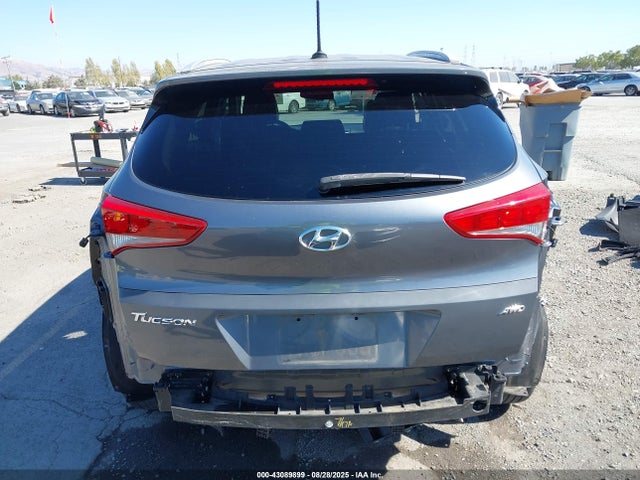 KM8J3CA45GU054195 Hyundai 2016