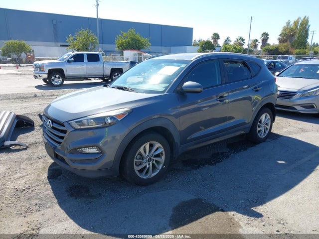 KM8J3CA45GU054195 Hyundai 2016