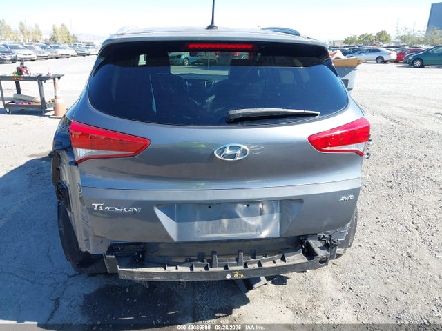 KM8J3CA45GU054195 Hyundai 2016
