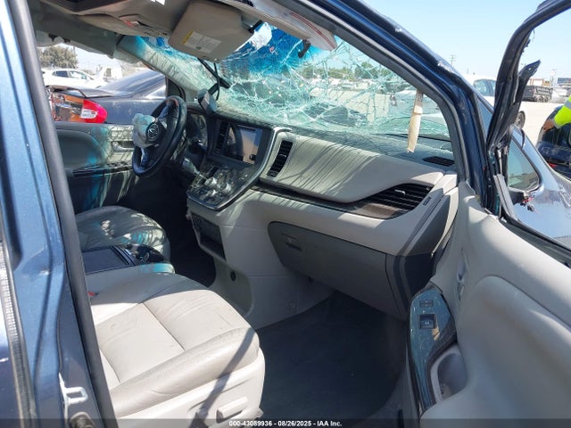 Toyota 2gr-fks 2017 5TDYZ3DC7HS854846 Image 5