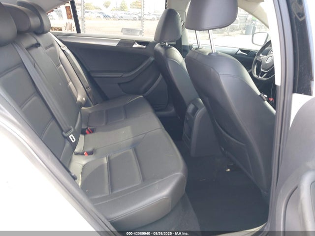 3VWDB7AJ1HM320347 Volkswagen 1.4 tsi