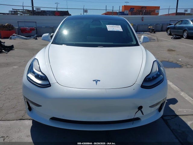 5YJ3E1EA2LF740502 Tesla MODEL 3