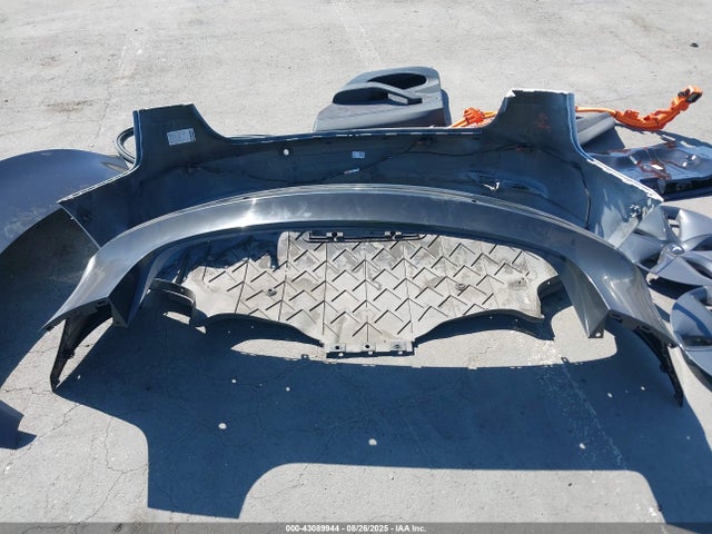 5YJ3E1EA2LF740502 Tesla MODEL 3
