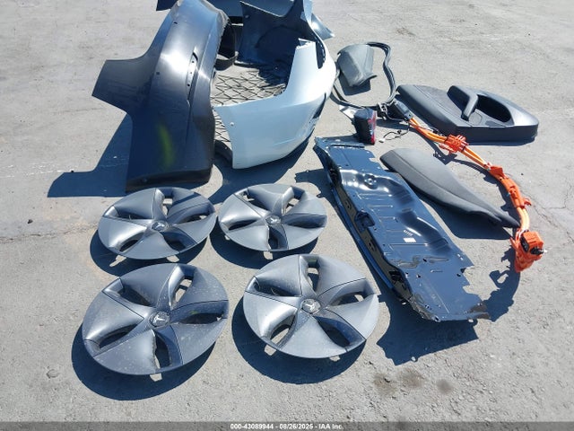 5YJ3E1EA2LF740502 Tesla MODEL 3