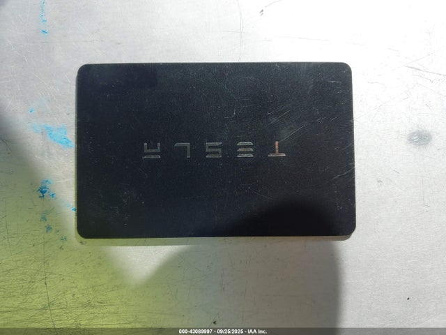 2023 TESLA MODEL 3 5YJ3E1EA2PF686091 Photo 10