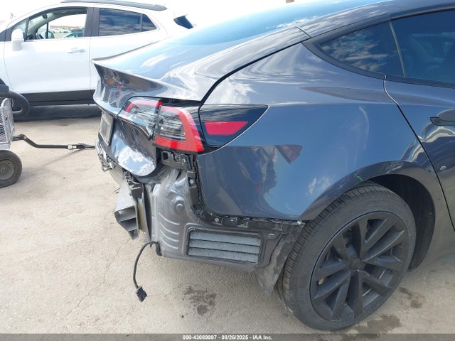 2023 TESLA MODEL 3 5YJ3E1EA2PF686091 Photo 5