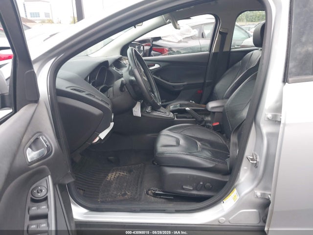 Ford 2015 2015 1FADP3K27FL330275 Image 5