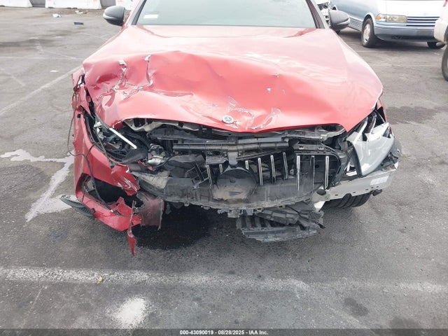 WDDZF4KB2JA472875 Mercedes-Benz E 300 4matic