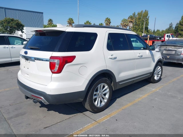 1FM5K7D88GGC59678 Ford 2016