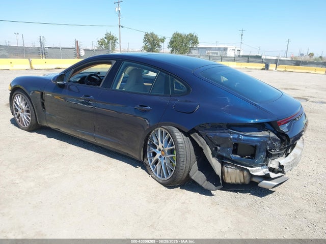 Porsche Panamera 2021 WP0AE2A77ML127183 Image 3