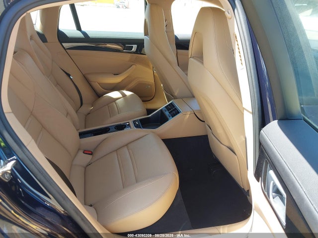 Porsche Panamera 2021 WP0AE2A77ML127183 Image 8