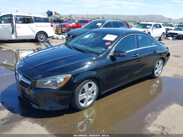 Mercedes-Benz CLA-Class 2015 WDDSJ4EB1FN259699 Image 2
