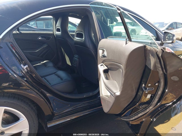 Mercedes-Benz CLA-Class 2015 WDDSJ4EB1FN259699 Image 8