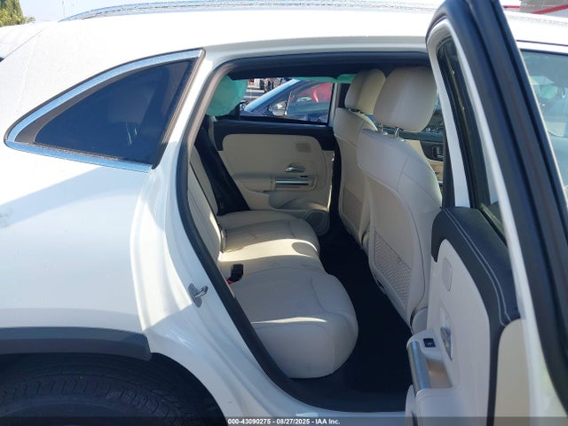 W1N4N4GB1SJ667599 Mercedes-Benz m260