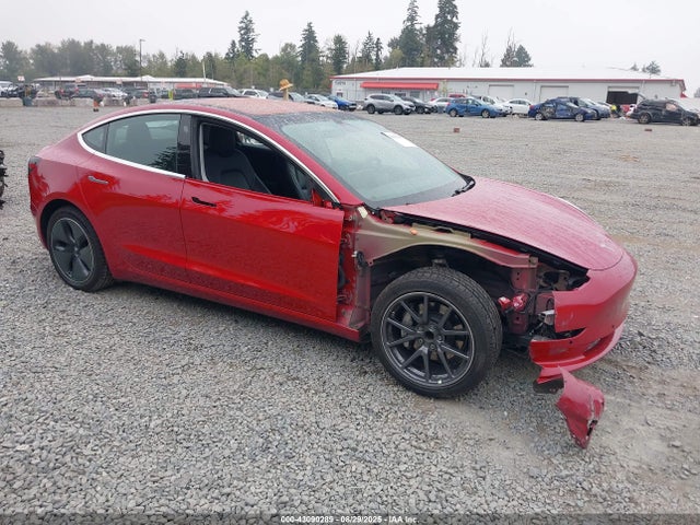 2018 TESLA MODEL 3 5YJ3E1EA3JF058385 Photo 0