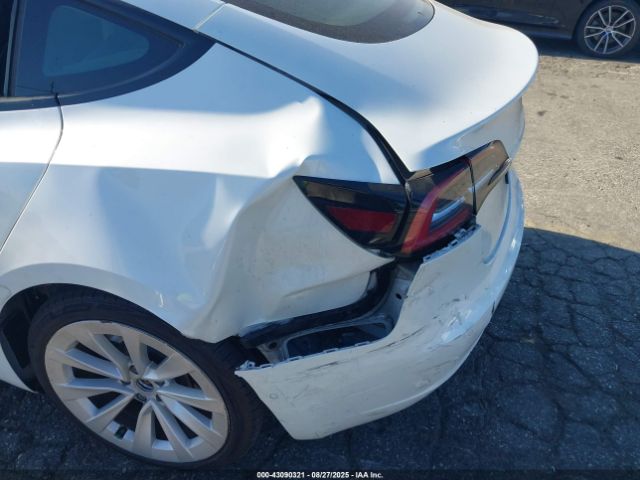 2021 TESLA MODEL 3 5YJ3E1EAXMF870304 Photo 5