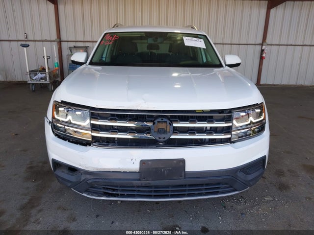 Volkswagen fsi 2018 1V2AR2CA3JC532898 Image 12