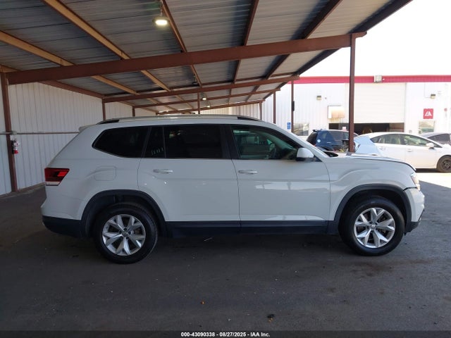 Volkswagen fsi 2018 1V2AR2CA3JC532898 Image 13