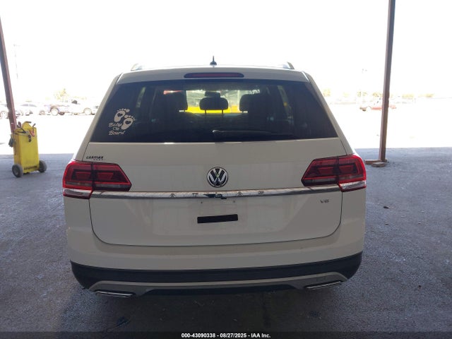 Volkswagen fsi 2018 1V2AR2CA3JC532898 Image 16