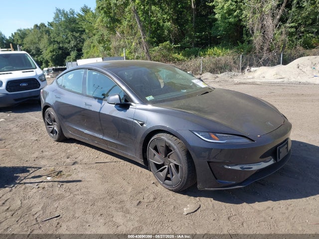 2024 TESLA MODEL 3 5YJ3E1ETXRF820690 Photo 0