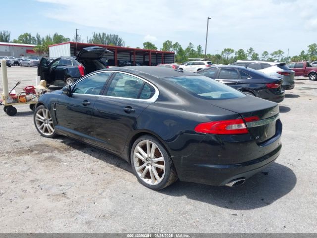 2010 JAGUAR XF SAJWA0GB7ALR49304 Photo 2