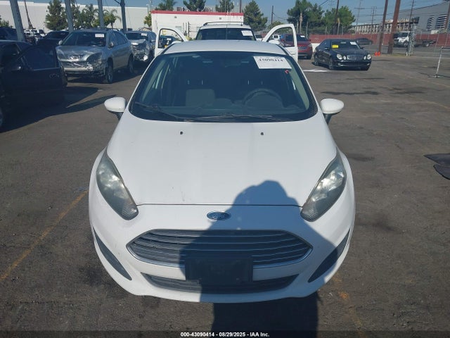 Ford Fiesta 2015 3FADP4AJ4FM110816 Image 13